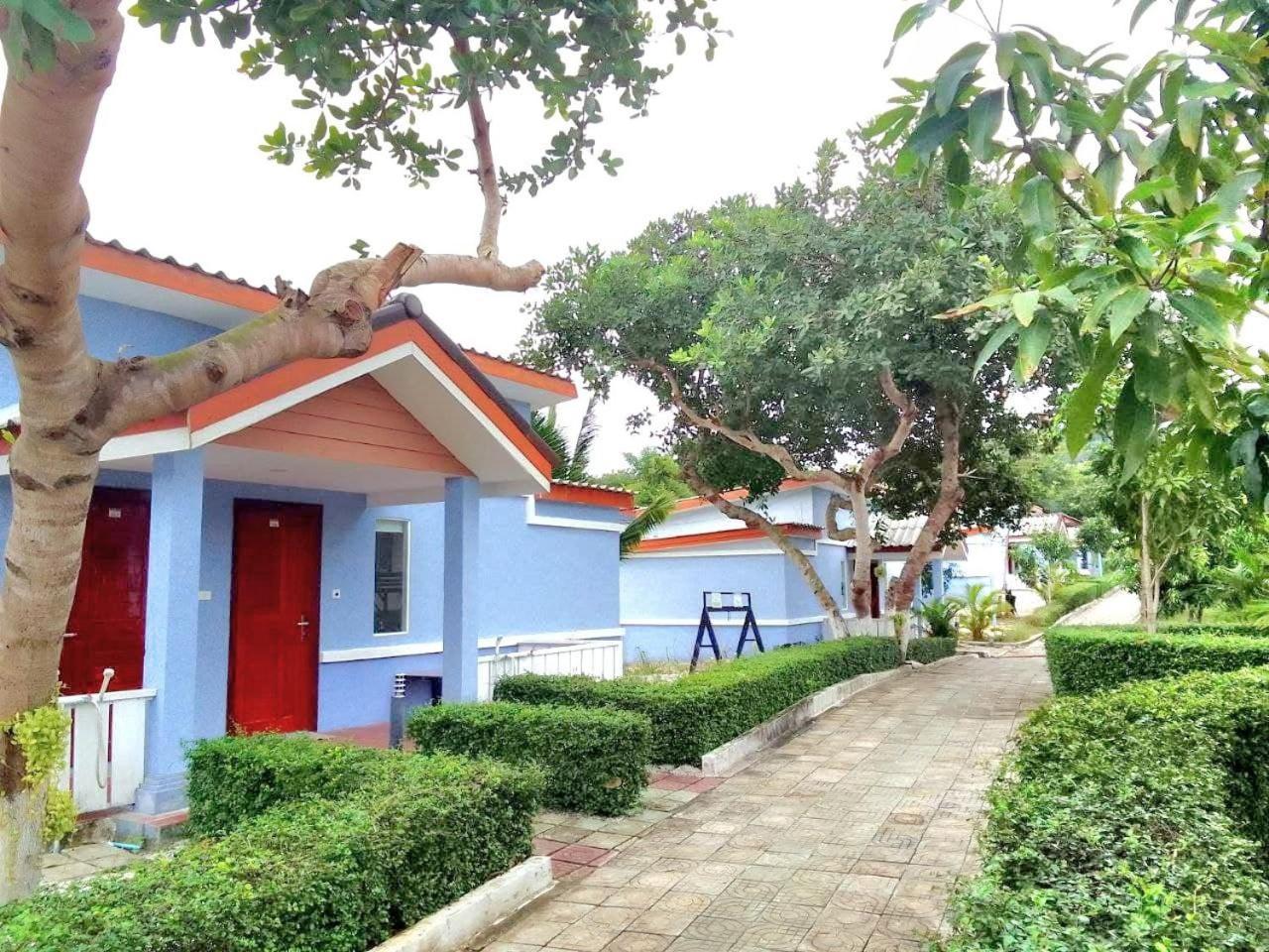 Scarlet Sails Hostel Kaoh Touch Exterior photo